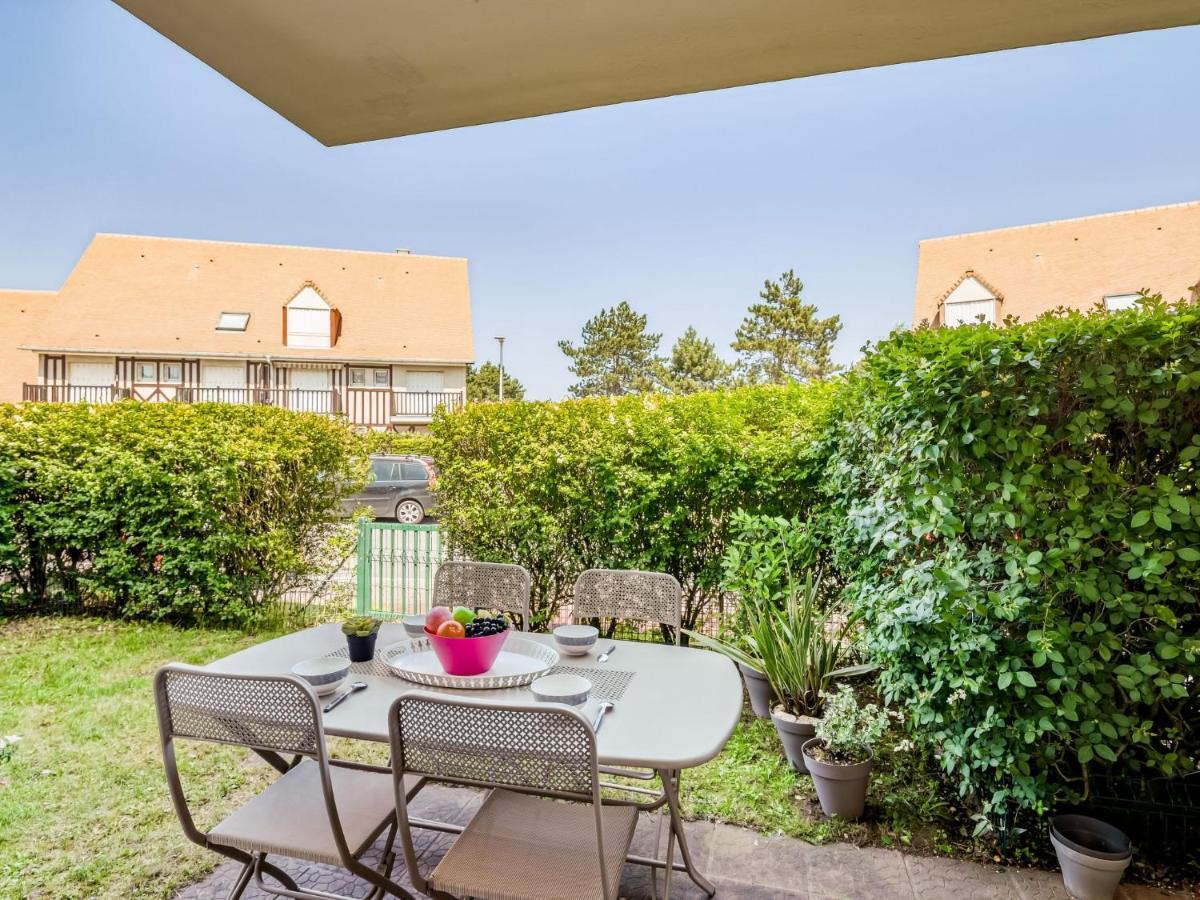 Apartment La Cote Fleurie-6 By Interhome Merville-Franceville-Plage Exterior photo